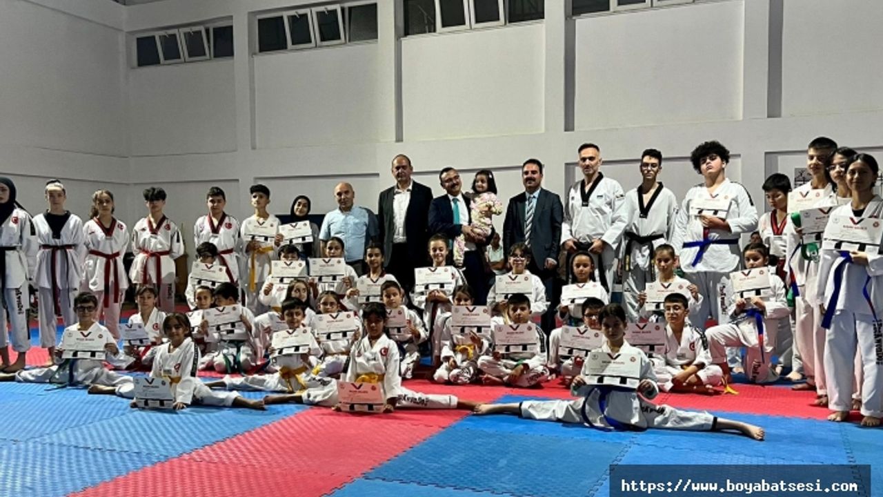 Boyabat Taekwondo okulunda kuşak sınavı heyecanı