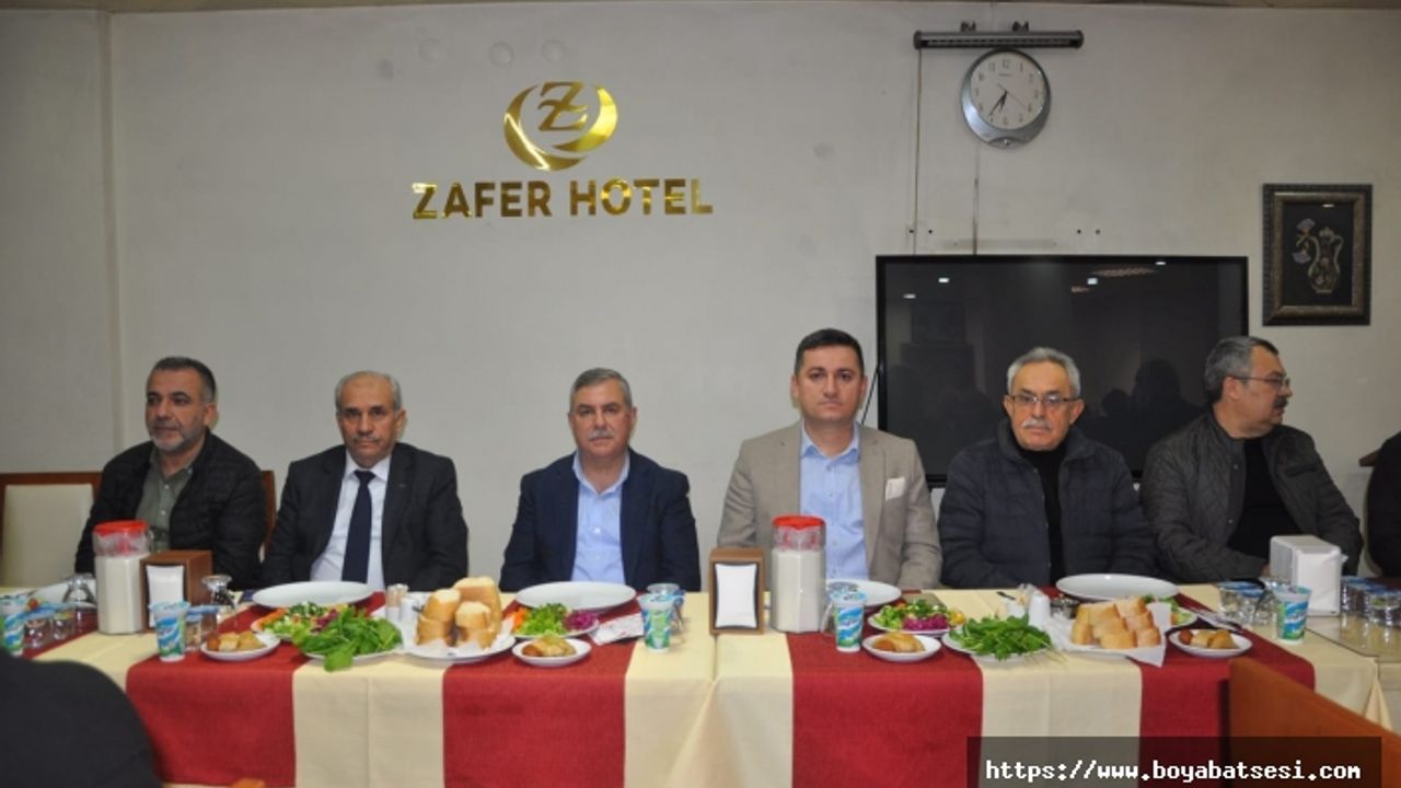 Boyabat’ta Ak Parti ilçe danışma ve istişare toplantısı yapıldı