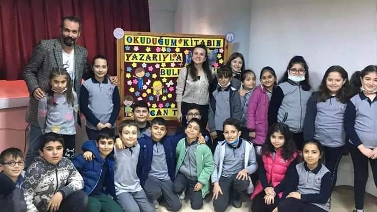 Okuduğum kitabın yazarıyla buluşuyorum projesi