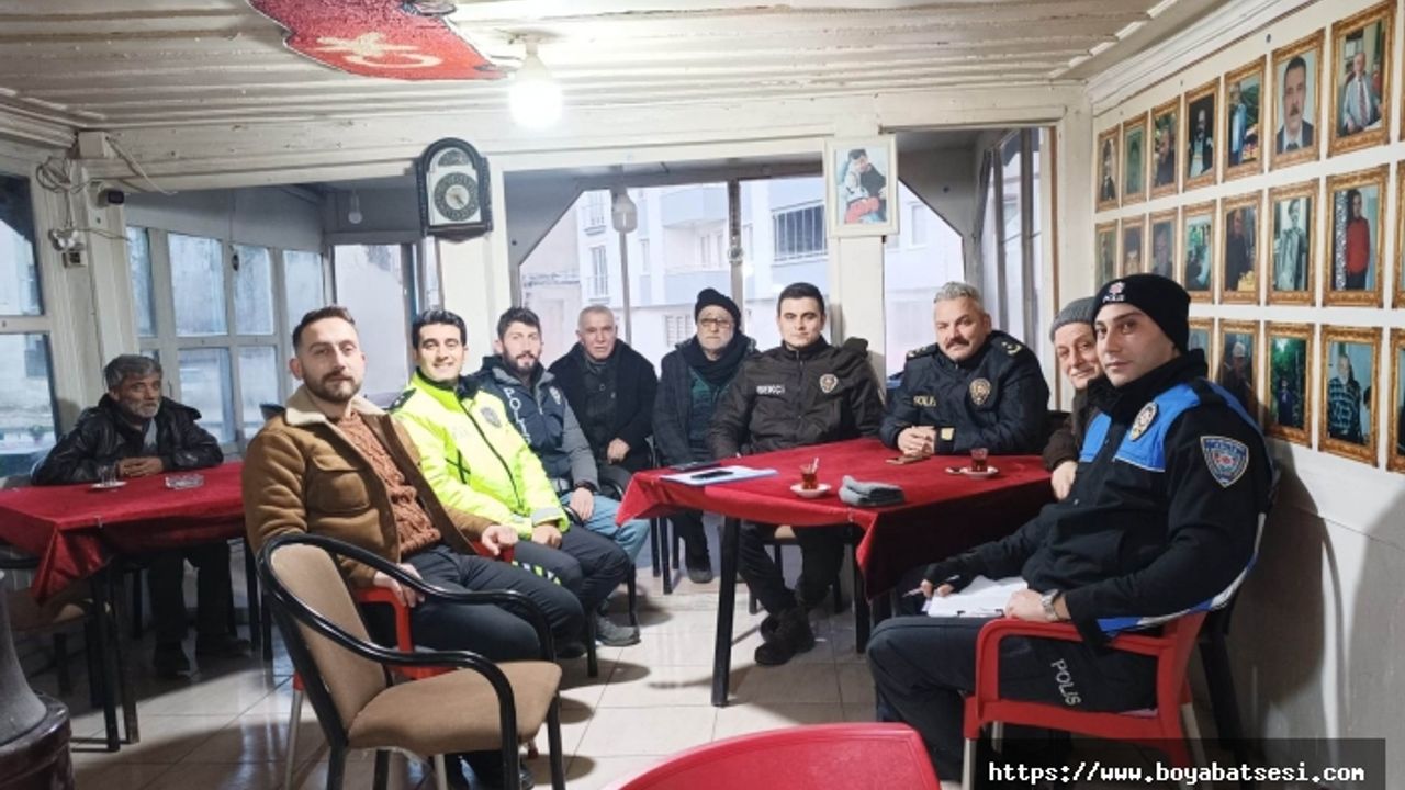 Boyabat'ta "Güvenli Sokaklar Mutlu Şehir" ekipleri Yeni Mahalle'de