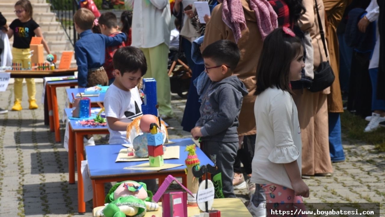 Boyabat’ta ‘’ Atmıyorum Değerlendiriyorum ‘’ projesi kapsamında sergi açıldı