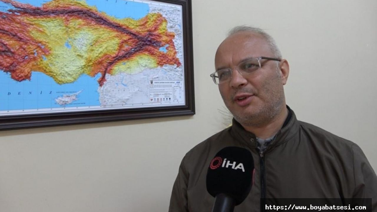 Prof. Dr. Nafiz Maden: "Karadeniz’deki petrol sızıntıları Sinop, Ünye ve Rize açıklarında" 
