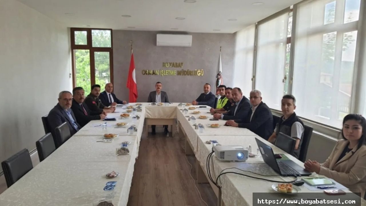 Boyabat’ta orman yangınlarıyla mücadele toplantısı yapıldı