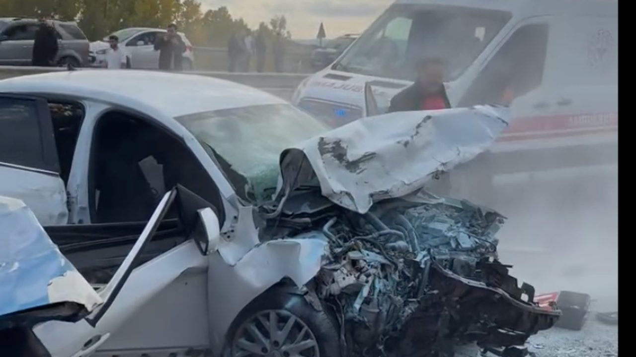 Boyabat Kastamonu yolunda kaza 2 ölü !