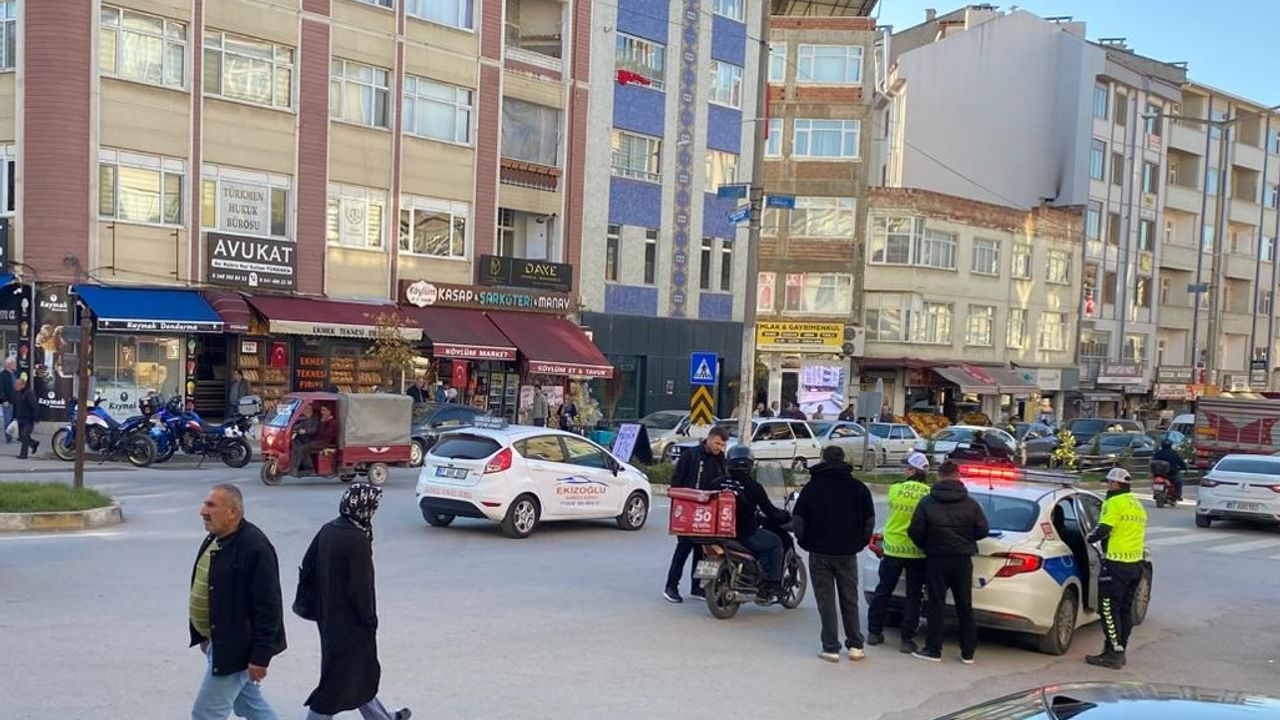 Boyabat’ta Emniyet ve Jandarma Ekiplerinden Motosikletlere Sıkı Denetim