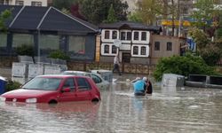 Boyabat’ta Kısa Süreli Sağanak Hayatı Olumsuz Etkiledi