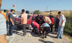 Boyabat Karacaören Mevkisinde Trafik Kazası: 3 Kişi Yaralandı