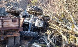 Boyabat'ta traktör dereye yuvarlandı !