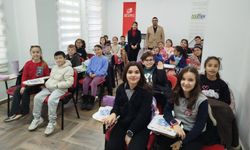Boyabat Belediyesi ilk ve ortaokul öğrencilerine yönelik ücretsiz kurslar düzenledi