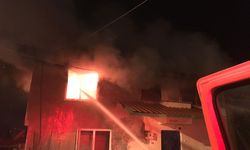Boyabat’ta 2 Katlı Ev Yangını Korkuttu !