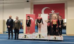 Boyabatlı Ravza Cebeci İl birincisi oldu