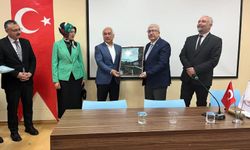 Meslek Yüksekokulu’nda “AFAD ve Kamu Yönetimi” Konferansı Düzenlendi