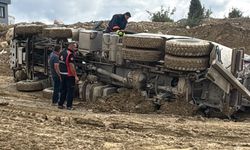 Boyabat OSB'de beton mikseri devrildi