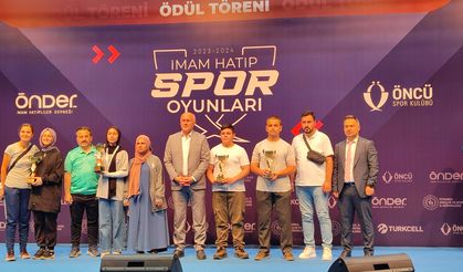 Boyabatlı okçu Enes Geleneksel Türk Okçuluğu’nda kürsüye çıktı
