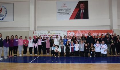 Boyabat'ta Kadınlar Günü Voleybol Turnuvası sonuçlandı.