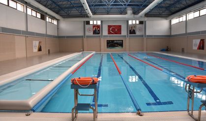 Boyabat Yarı Olimpik Yüzme Havuzu’na Eğitim İçin Portatif Kulvar Konuldu
