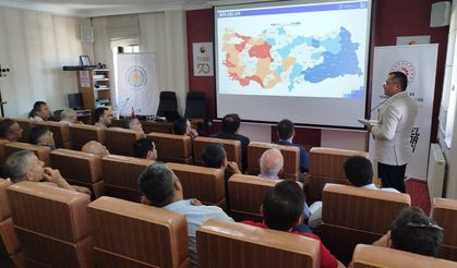 Boyabat'ta yeni dönemde iş dünyası için stratejik fırsatlar sunan Yeni Yatırım Teşvik Sistemi anlatıldı.