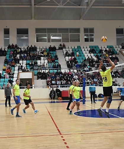 Boyabat'ta "101. Yıl Cumhuriyet Kupası Voleybol Turnuvası" düzenlendi