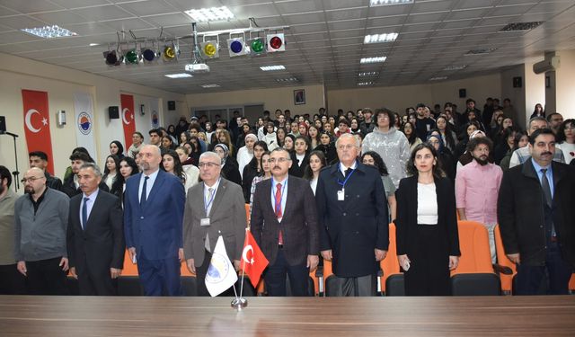 Boyabat'ta Birinci Uluslararası Siyaset, Ekonomi ve İşletme Bilimleri Kongresi başladı