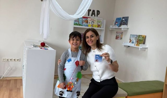"Dilimizin Zenginlikleri Projesi" Kapsamında Öğrencilere Etkileşimli Kitap Okuma Etkinliği