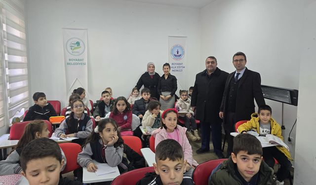 Boyabat Belediyesi'nden Çocuklara Özel Yeni Bir Kurs: İngilizce Eğitimi Başladı