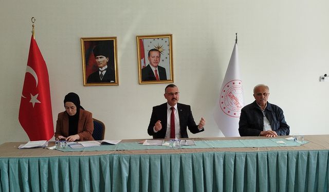 Boyabat’ta Sahipsiz Hayvanlar Eylem Planı toplantısı düzenlendi.