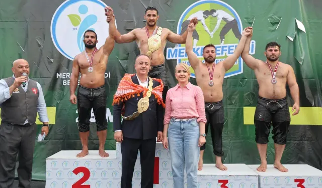 Hemşehrimiz Mustafa Taş başpehlivan oldu