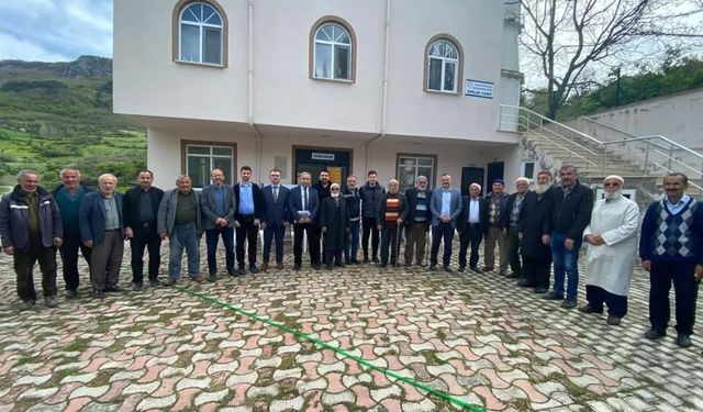 Boyabat Kaymakamı Yılmaz köy gezilerinde bulundu