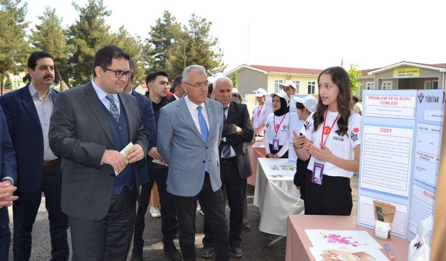 Tübitak 4006 Bilim Fuarı açıldı