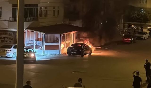 Boyabat Yıldız Mahallesi’nde Otomobil Yangını