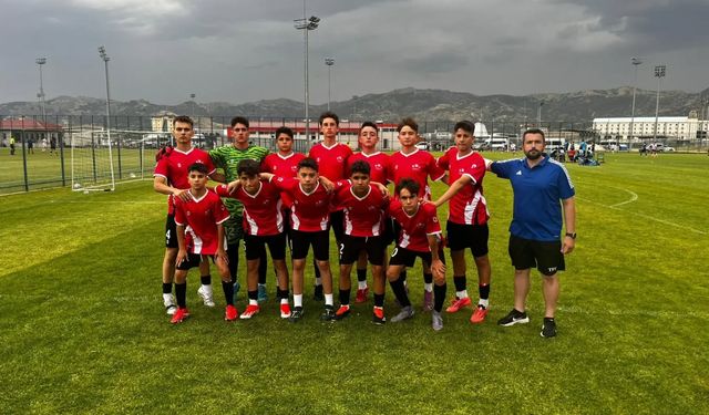 Futbol Takımı Türkiye 4.’sü Oldu