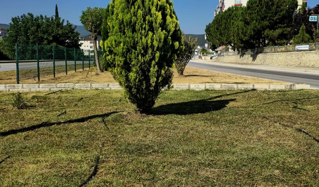 Boyabat Belediyesi’nden Yeşil Alanlara Sürdürülebilir Sulama Hamlesi