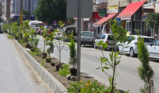 Adnan Menderes Bulvarı’na Estetik ve Güvenlik Dokunuşu