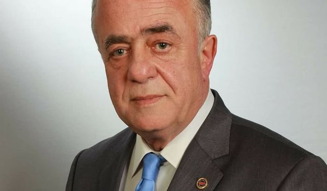 Eski belediye başkanına yumruklu saldırı!