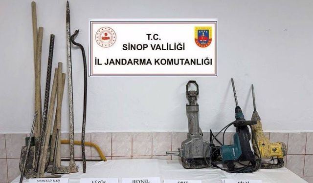 Tarihi Eser Kaçakçılarına Jandarmadan Suçüstü Operasyon