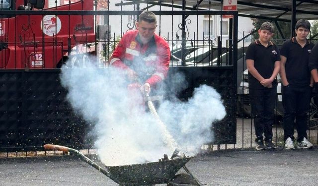Boyabat'ta afet bilinci tatbikatı gerçekleştirildi