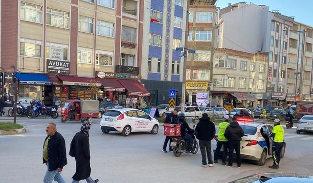 Boyabat’ta Emniyet ve Jandarma Ekiplerinden Motosikletlere Sıkı Denetim