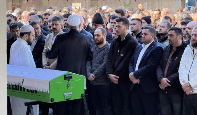 Yürek yakan veda! Mustafa bebek son yolculuğuna uğurlandı!