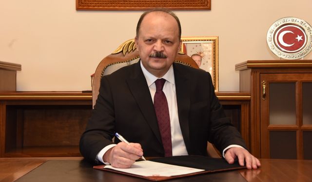 Boyabatlı Vali Meftun Dallı’nın acı günü annesi vefat etti