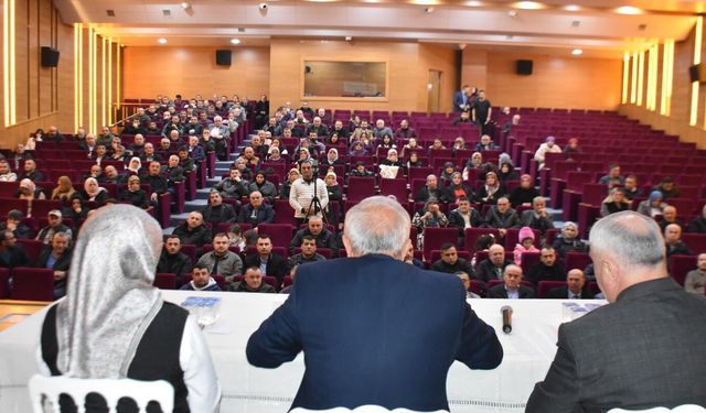 Boyabat Belediyesi halk toplantısı düzenledi