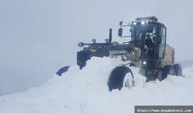 Boyabat’ta Kar Etkisi: 15 Köy Yolu Ulaşıma Kapalı