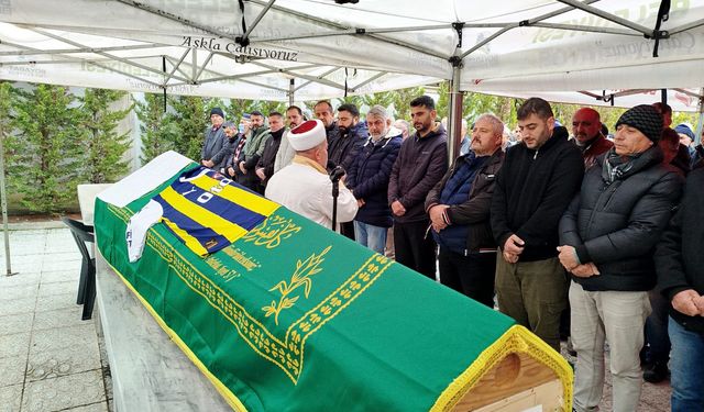 Trafik Kazasında Hayatını Kaybeden Genç , Boyabat’ta Son Yolculuğuna Uğurlandı