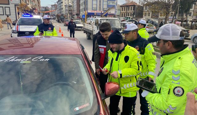 Boyabat’ta Engelli Bireylerden Temsili Trafik Uygulaması: “Kurallara Uyun” Mesajı