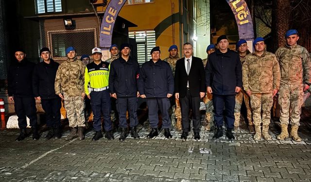 Kaymakam Enver Yılmaz’dan Görev Başındaki Personele Yeni Yıl Ziyareti