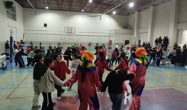 Boyabat'ta  '' Merkezim Heryerde '' gecesi düzenlendi