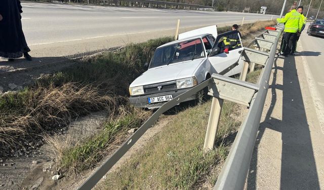 Boyabat Pazar Yokuşu’nda kaza !