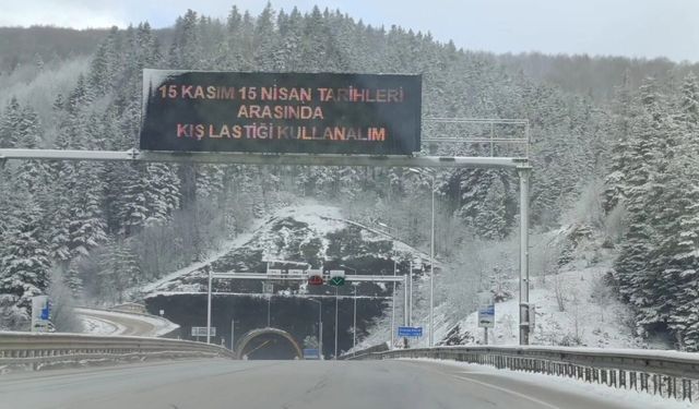 Boyabat Sinop yolunda kar yeniden başladı!