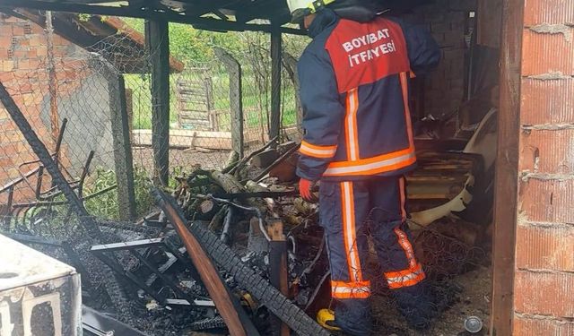 Boyabat’ta çıkan ahır yangını söndürüldü