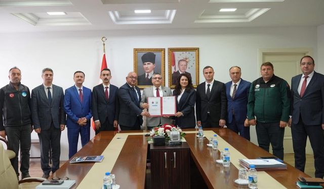 Saraydüzü’nde “Leyleği Havada Gördük” Şenliği İçin Protokol İmzalandı