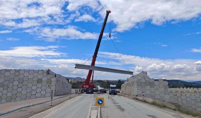 Boyabat Çevre Yolunda köprü kiriş çalışması başladı